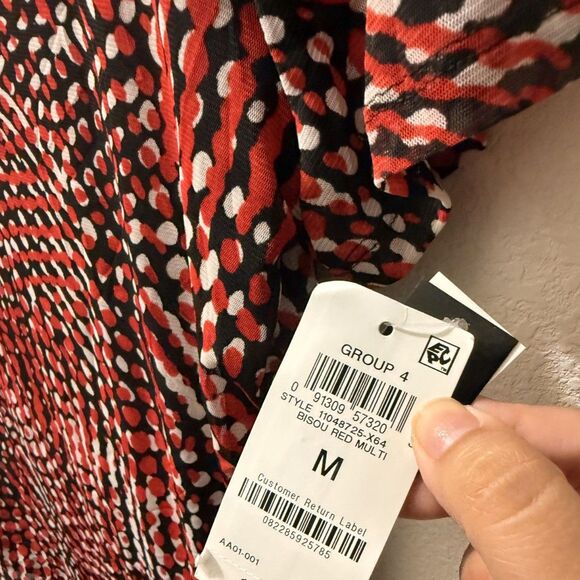 Bar III, "Bisou Red Multi" Abstract Dot Blouse, Size Medium (NWT) - Picture 5 of 6